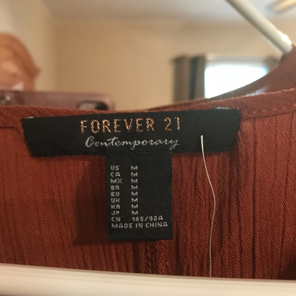 Forever 21 dress. NWT - Picture 3 of 4